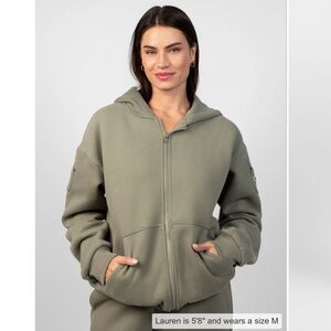 Comfrt Moss Zip Up Hoodie Jacket Travel Essentials Large